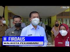 VAKSINASI DI SMAN 5 PEKANBARU, WALIKOTA H FIRDAUS JANJI CUKUPKAN VAKSIN PELAJAR